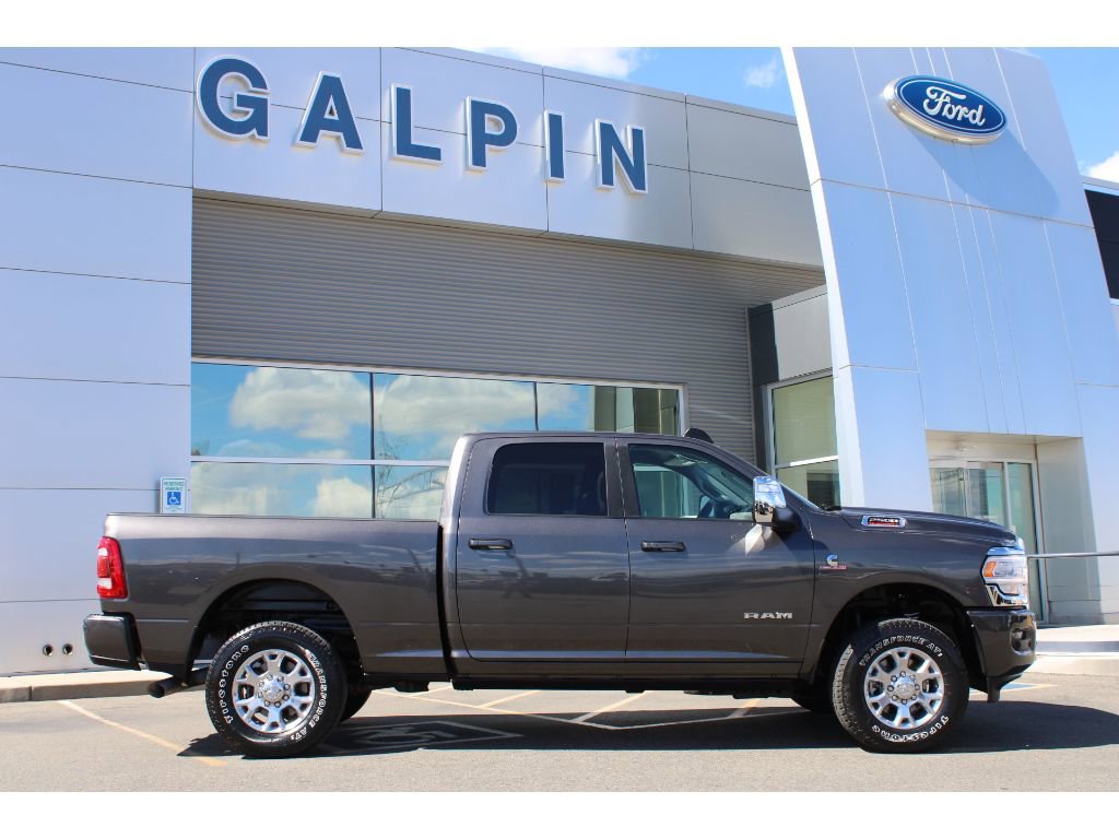 Used 2024 RAM 2500 Laramie image 8