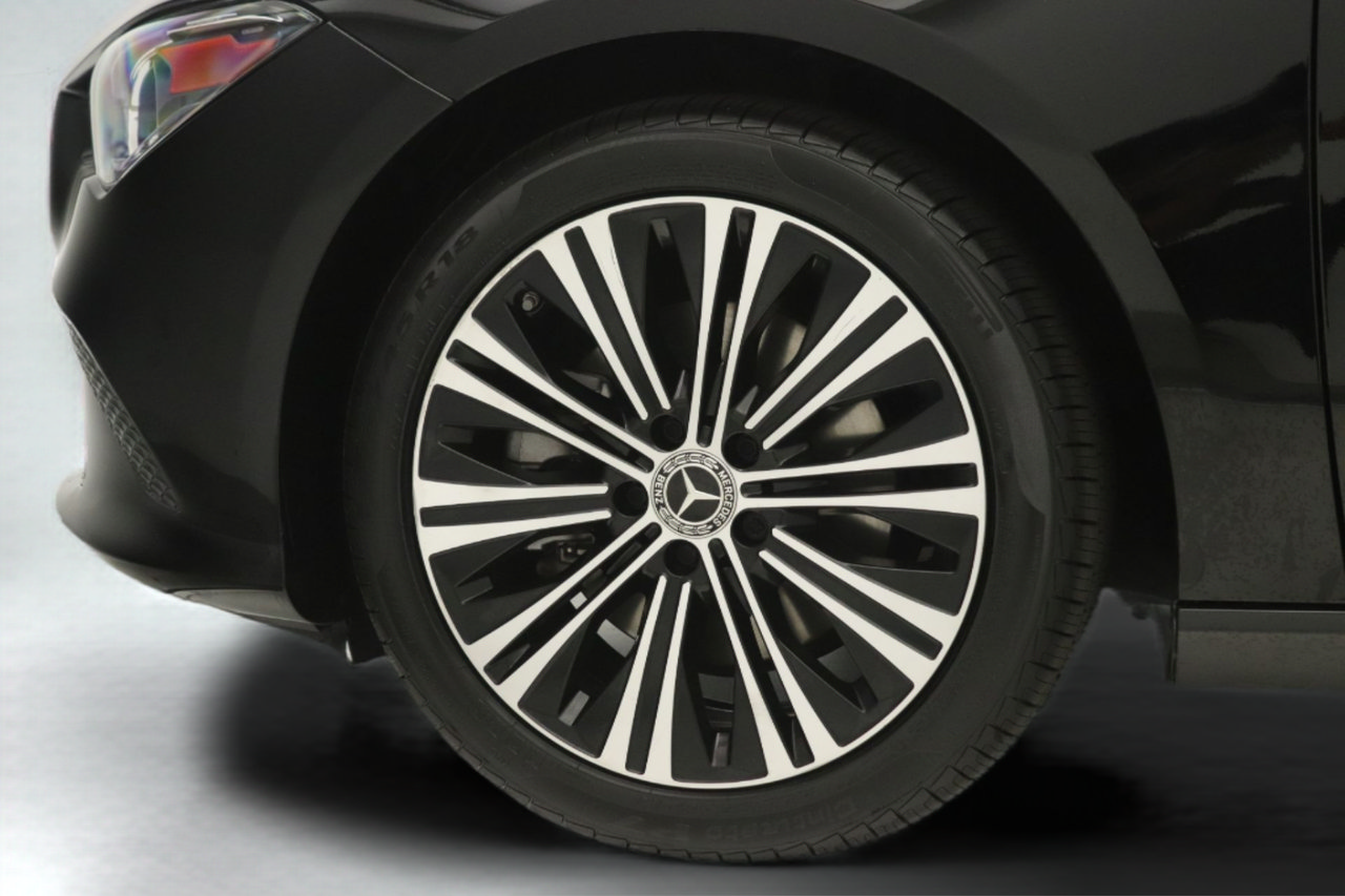 Certified 2023 Mercedes-Benz CLA 250 image 27