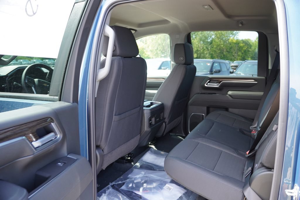 New 2026 Chevrolet Silverado 2500 LT w/ True North Edition AWD/4WD image 11