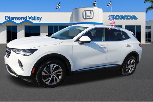 Used 2023 Buick Envision Essence image 3