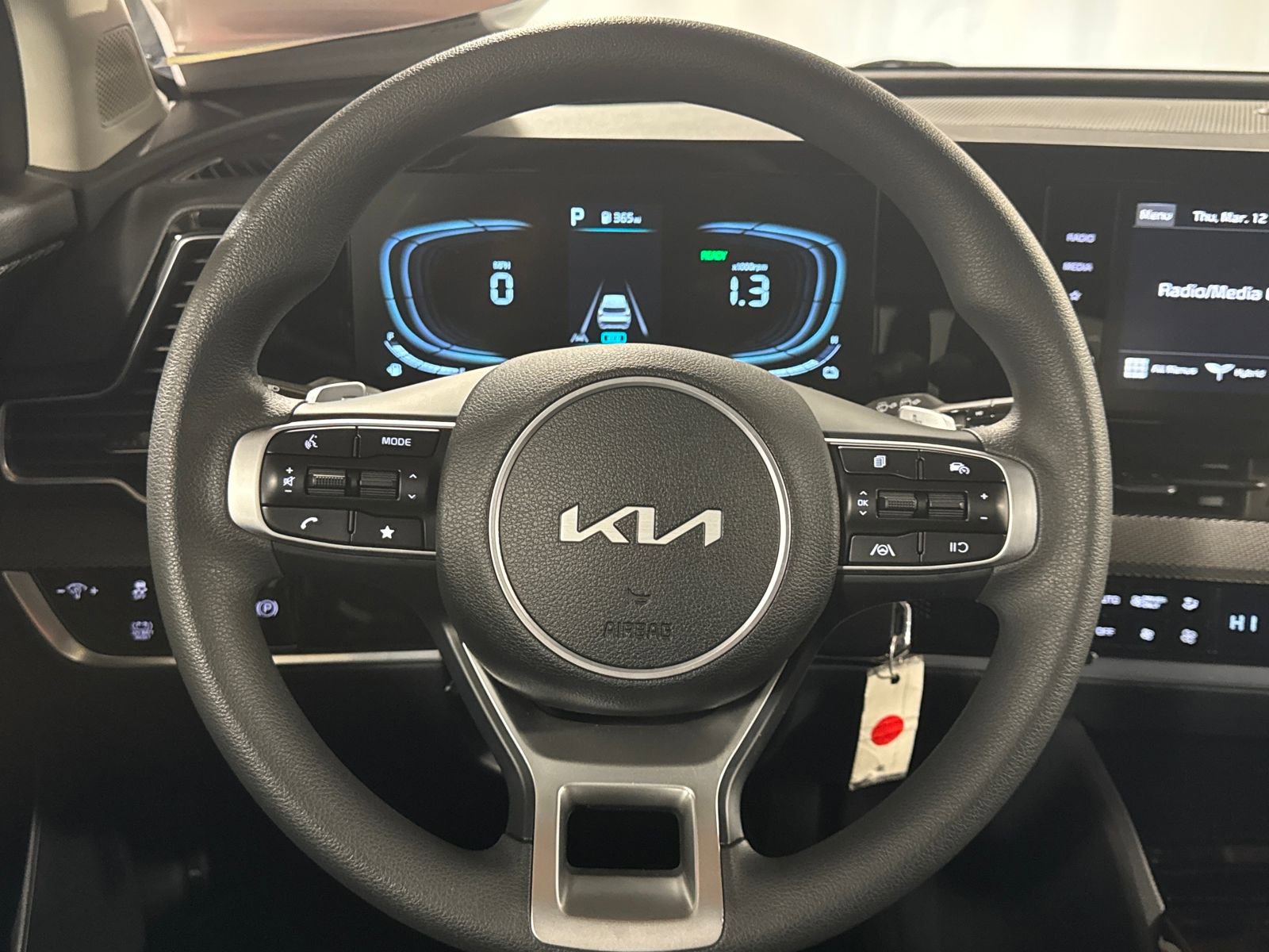 Certified 2025 Kia Sportage LX image 12