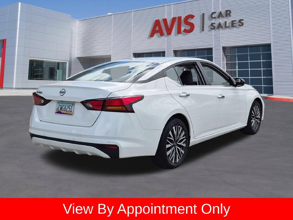 Used 2025 Nissan Altima 2.5 SV FWD image 6