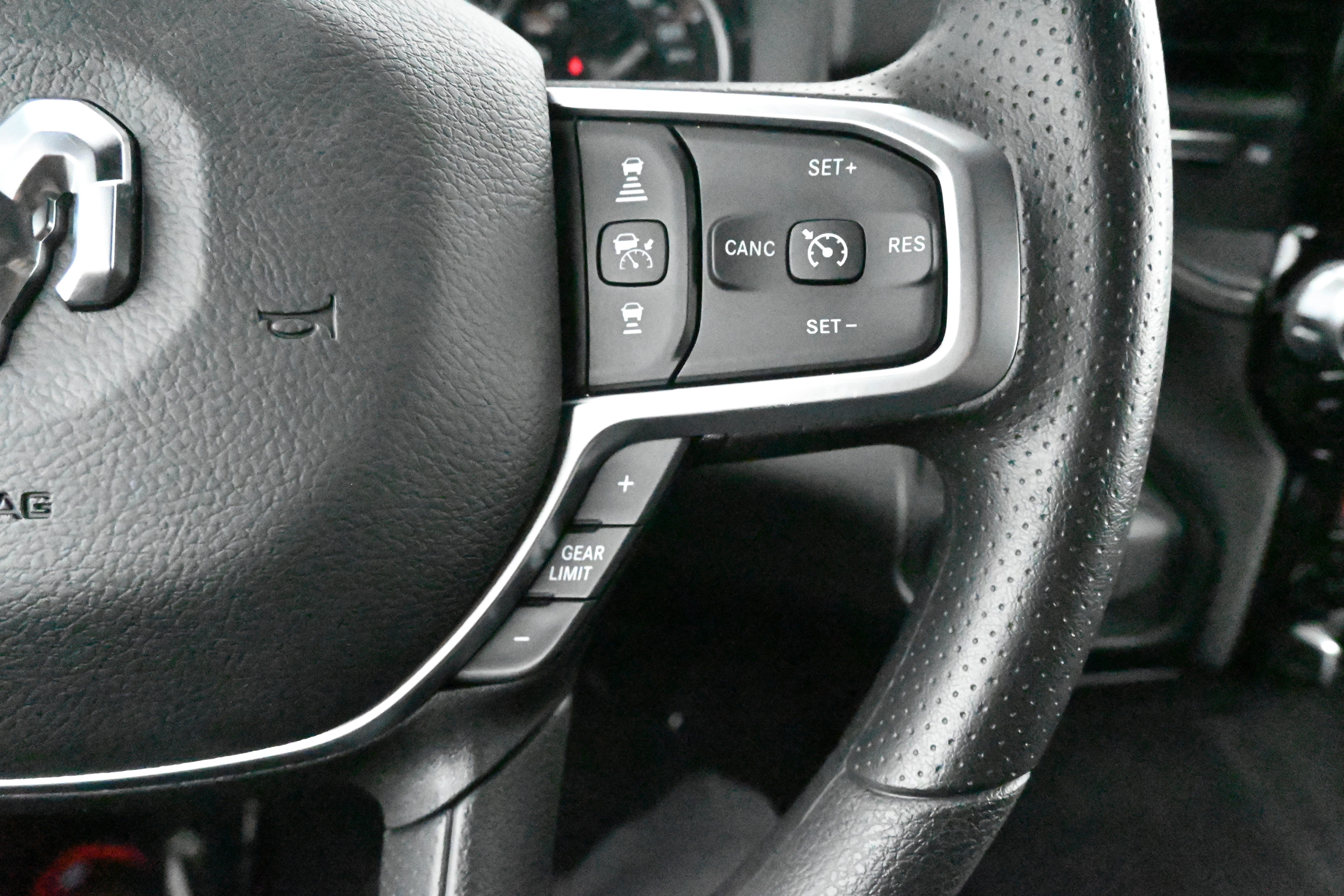 New 2026 RAM 2500 Tradesman AWD/4WD image 19