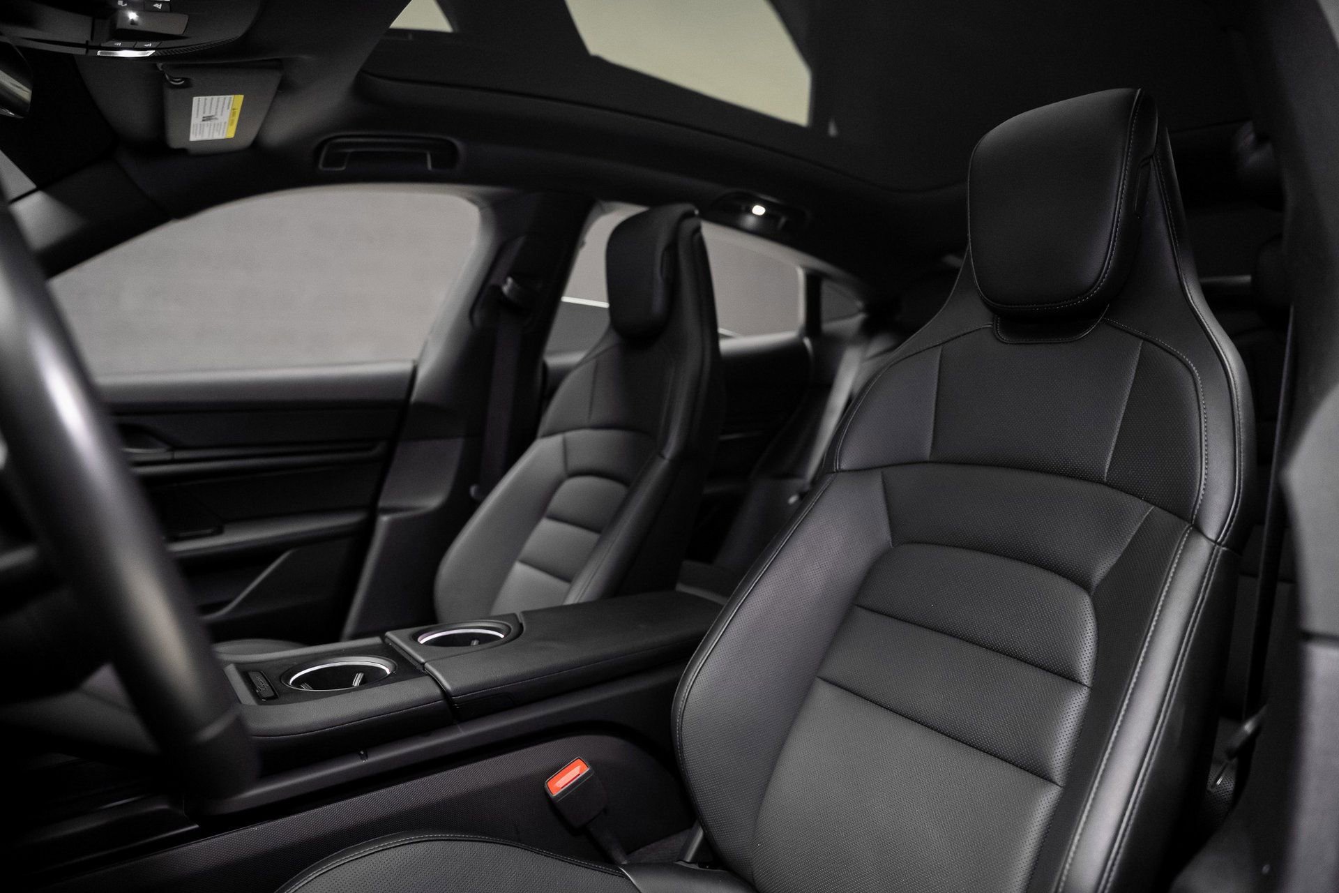 Used 2022 Porsche Taycan image 60