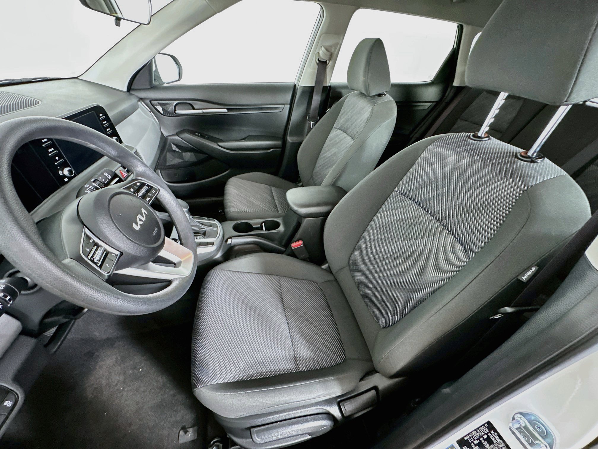 Used 2026 Kia Seltos LX FWD image 13