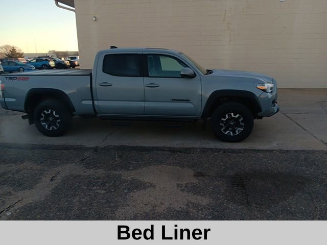 Used 2020 Toyota Tacoma image 3