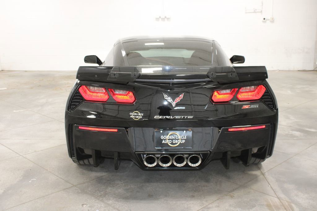 Used 2017 Chevrolet Corvette Stingray Coupe RWD image 8