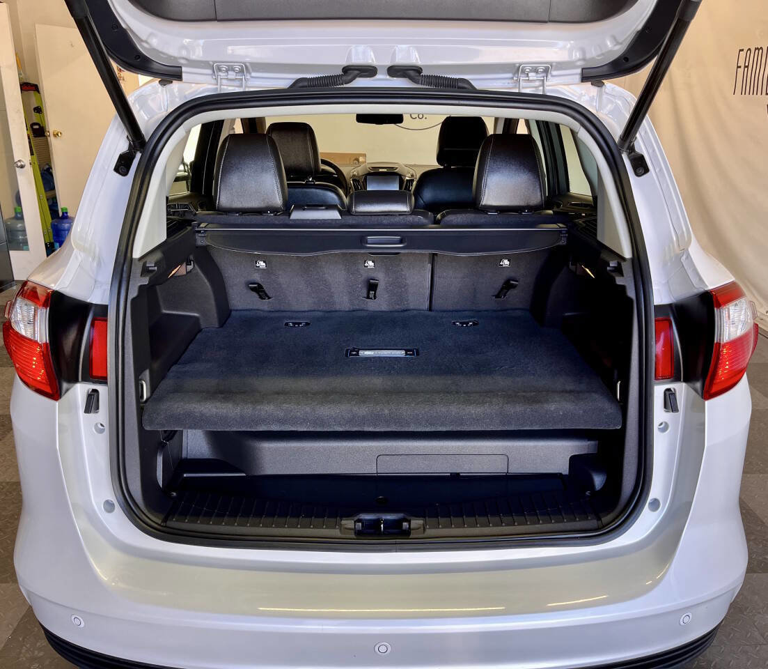 Used 2015 Ford C-MAX Energi SEL w/ Equipment Group 303A FWD image 17