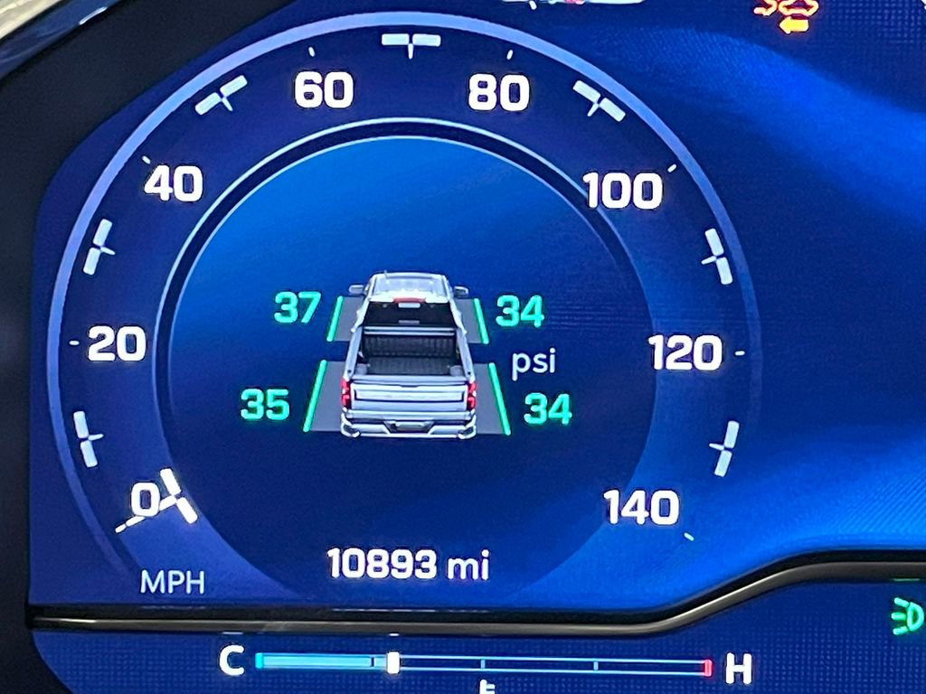 Used 2024 Chevrolet Silverado 1500 LT image 5