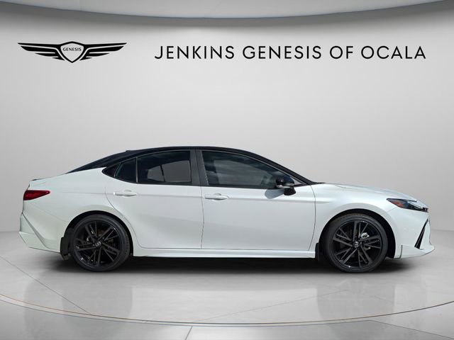 Used 2025 Toyota Camry XSE image 9