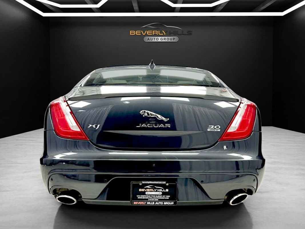 Used 2016 Jaguar XJ R-Sport AWD/4WD image 4