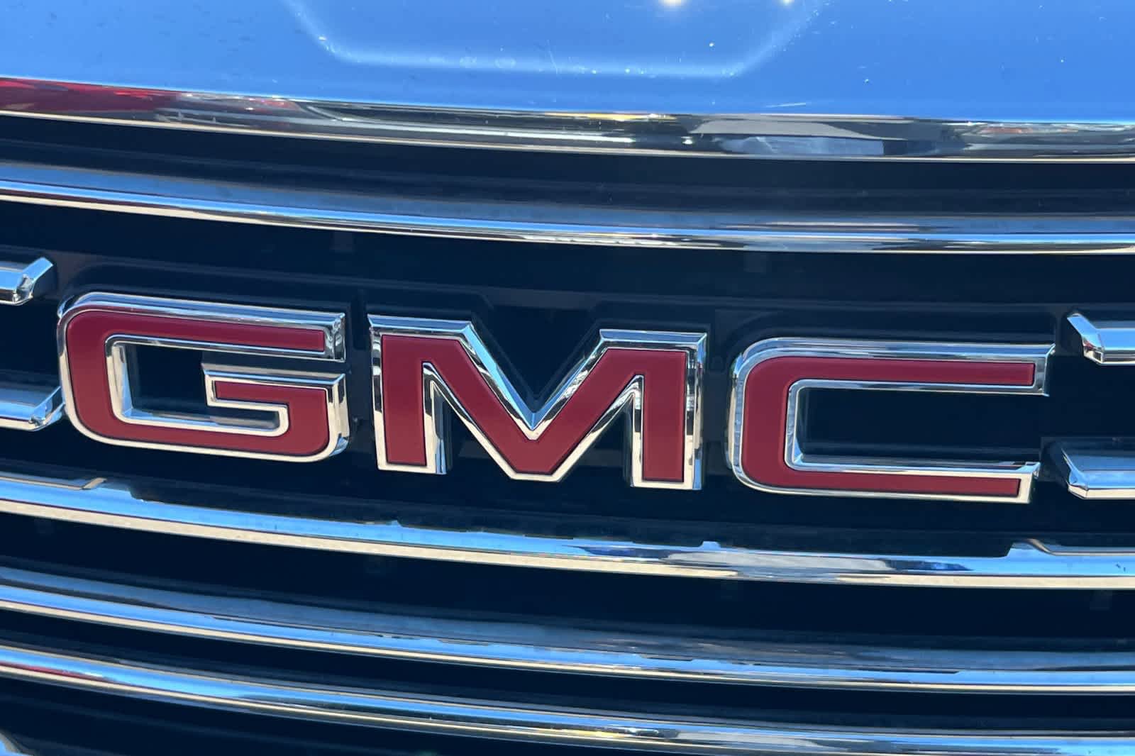 Used 2022 GMC Terrain SLT FWD image 13