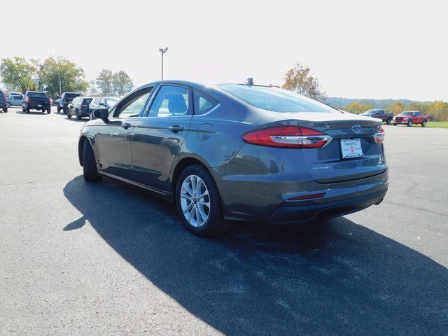 Used 2020 Ford Fusion SE image 9