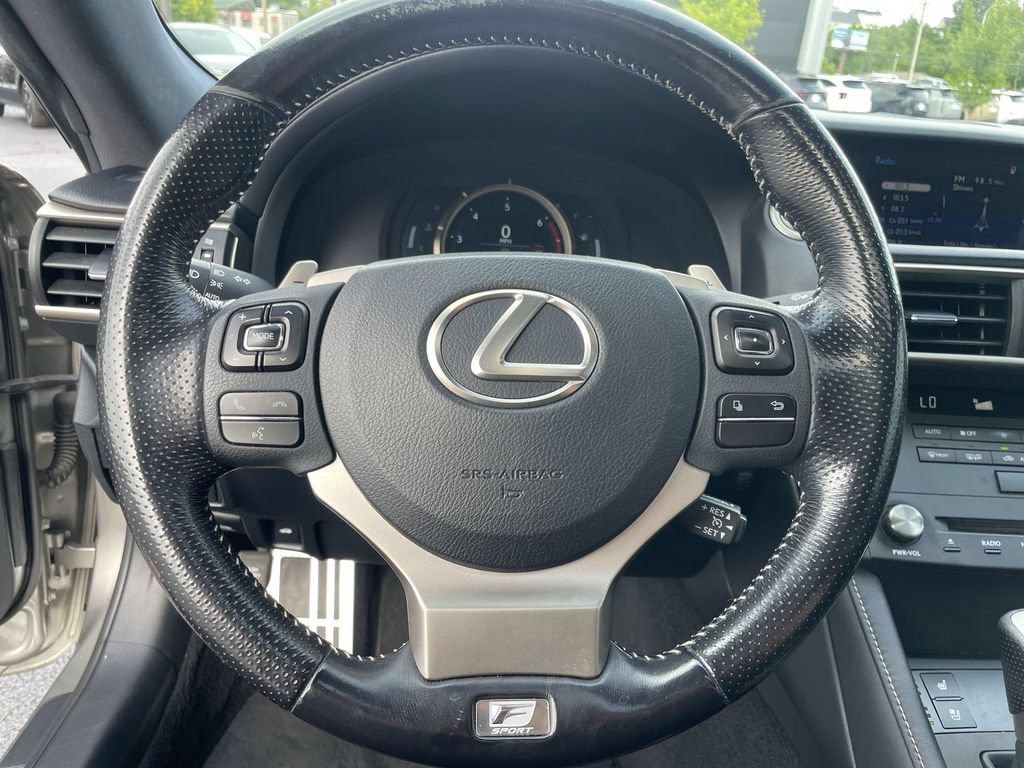 Used 2016 Lexus RC 200t RWD image 16