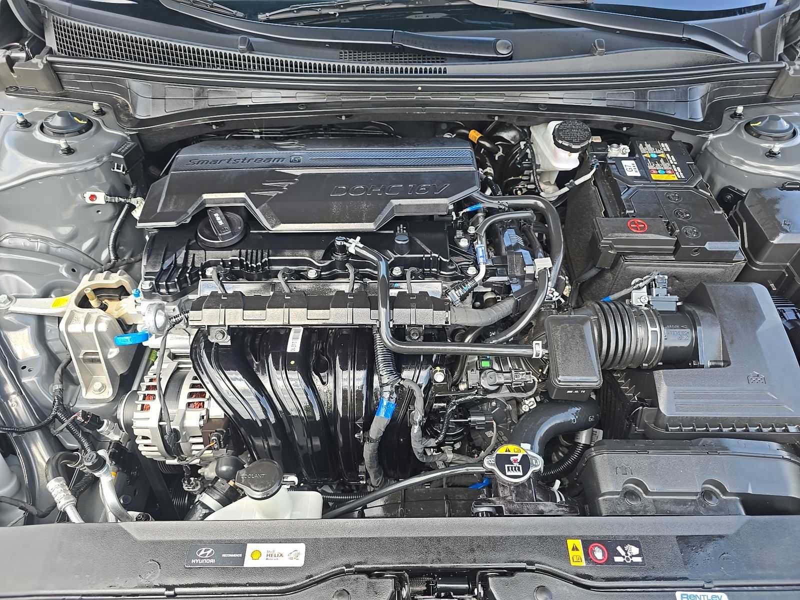 Used 2026 Hyundai Elantra SE FWD image 6