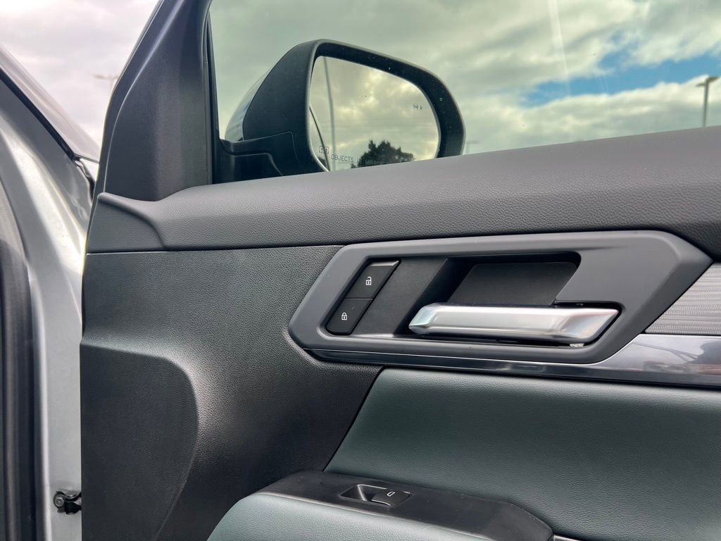 Used 2026 GMC Terrain AT4 w/ Convenience Package III image 24