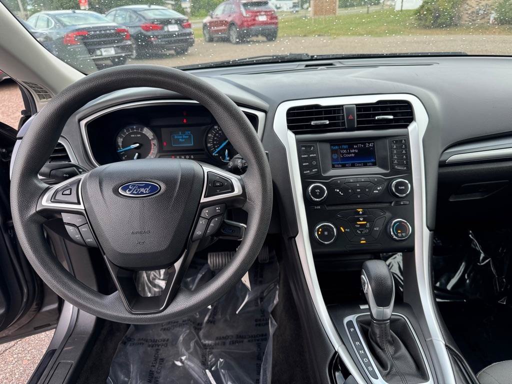 Used 2013 Ford Fusion S FWD image 29