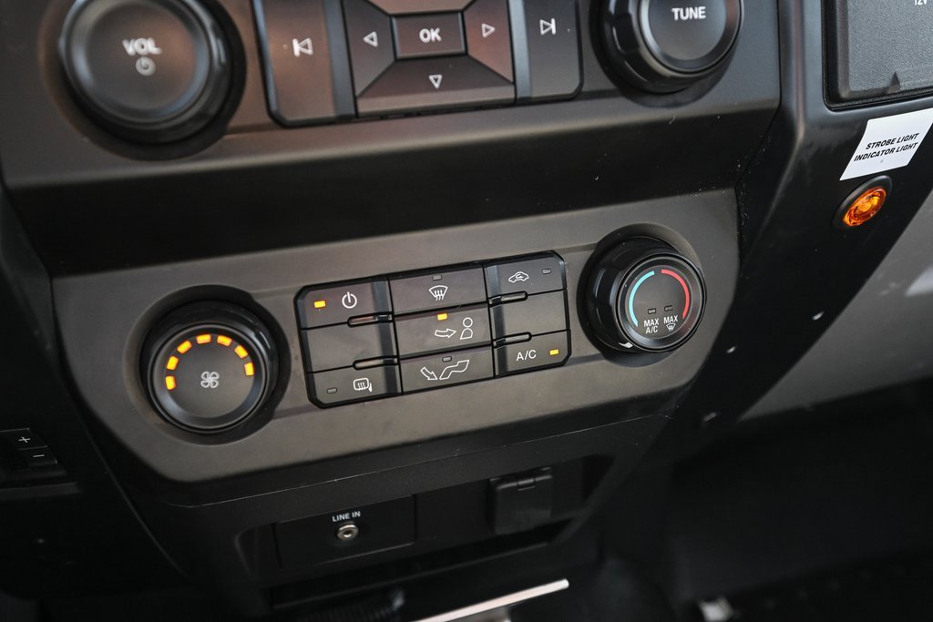 Used 2017 Ford F150 XL w/ Heavy-Duty Payload Package image 25