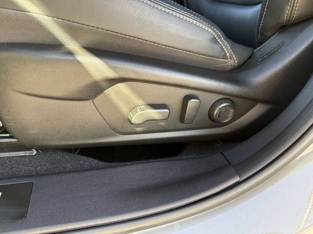 Certified 2026 Subaru Outback Limited AWD/4WD image 18