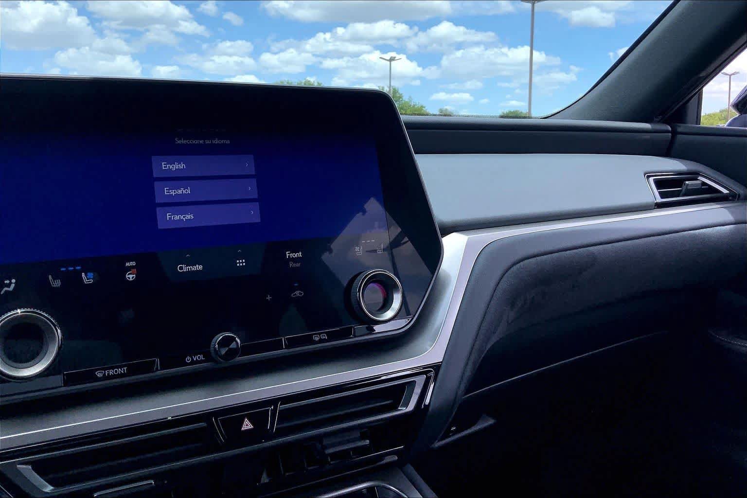 Used 2024 Lexus TX 500h AWD w/ Technology Package image 35
