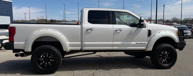 Used 2017 Ford F250 Lariat w/ Chrome Package AWD/4WD image 6