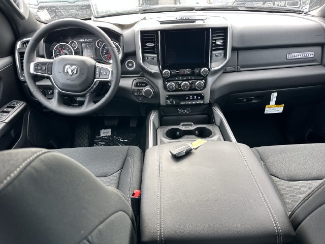 New 2027 RAM 1500 4x4 Crew Cab image 17