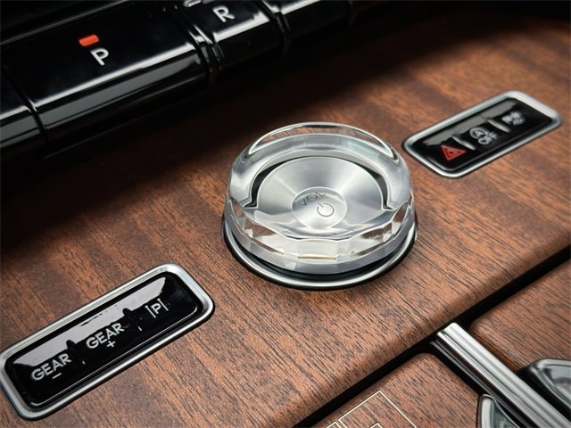 New 2025 Lincoln Navigator Black Label image 43