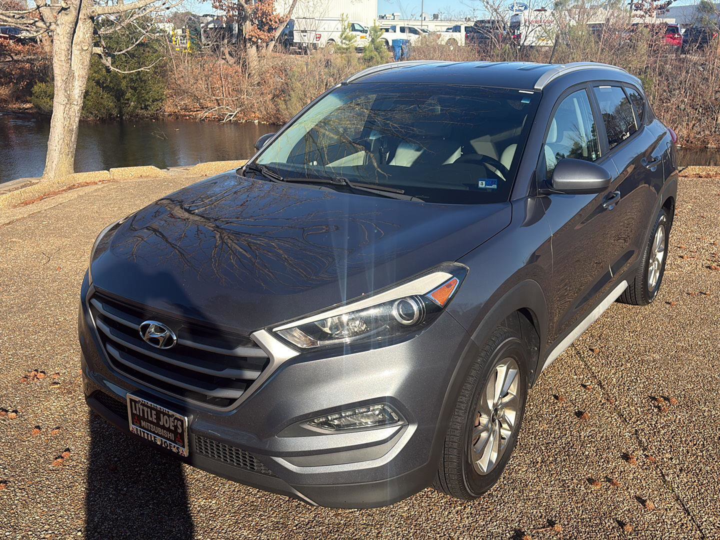 Used 2017 Hyundai Tucson SE AWD/4WD image 12