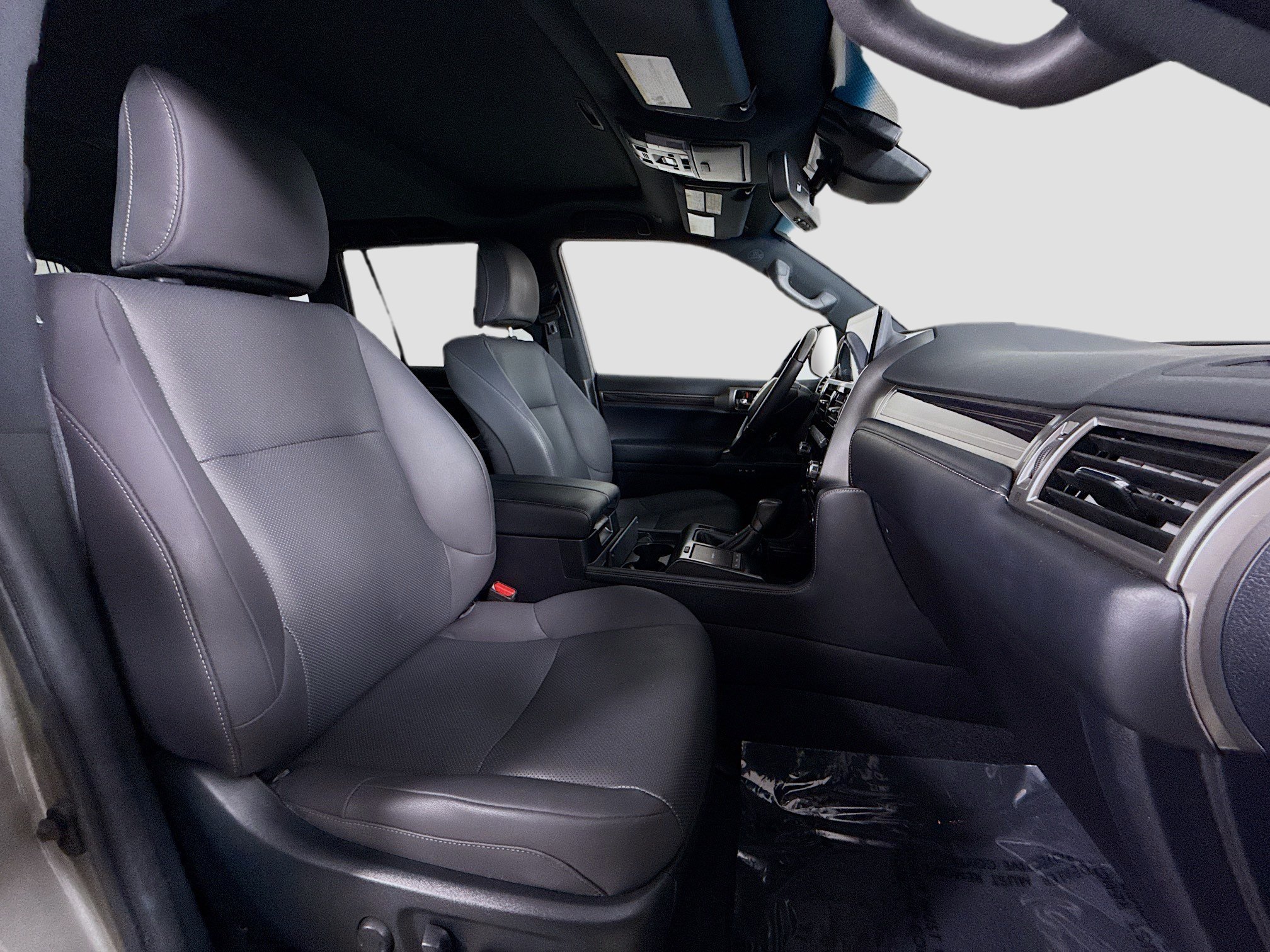 Used 2023 Lexus GX 460 Premium w/ Accessory Package AWD/4WD image 29