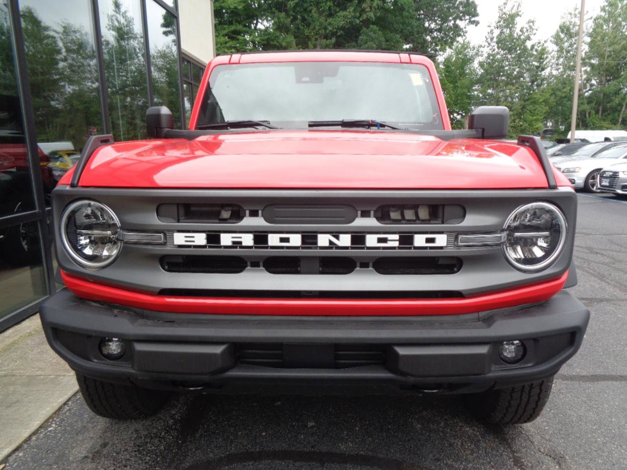 Used 2023 Ford Bronco Big Bend image 2