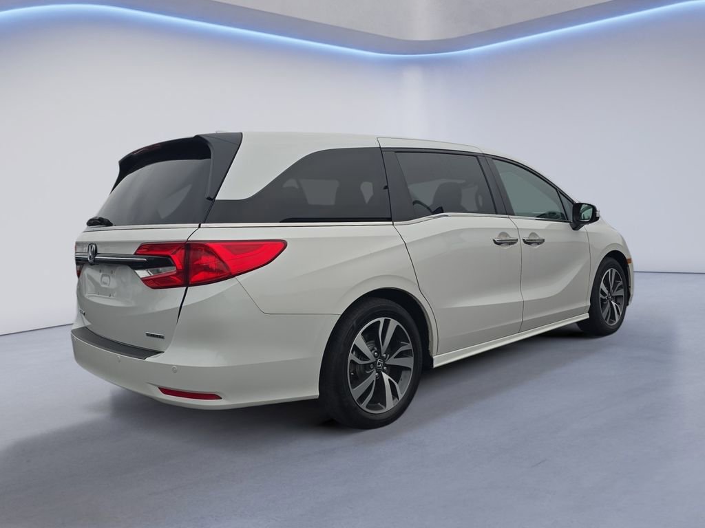 Certified 2024 Honda Odyssey Touring image 5