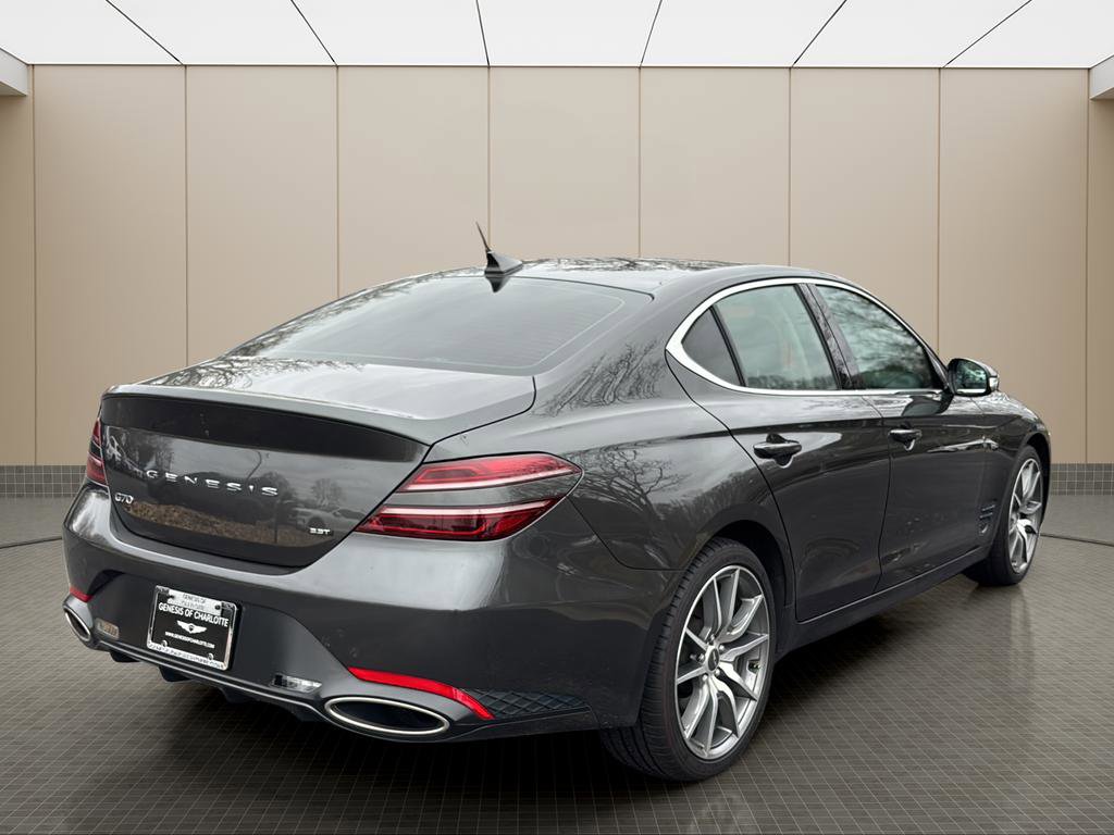 Used 2022 Genesis G70 3.3T image 5