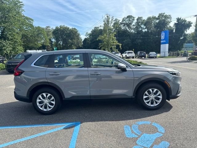 Used 2023 Honda CR-V LX image 9