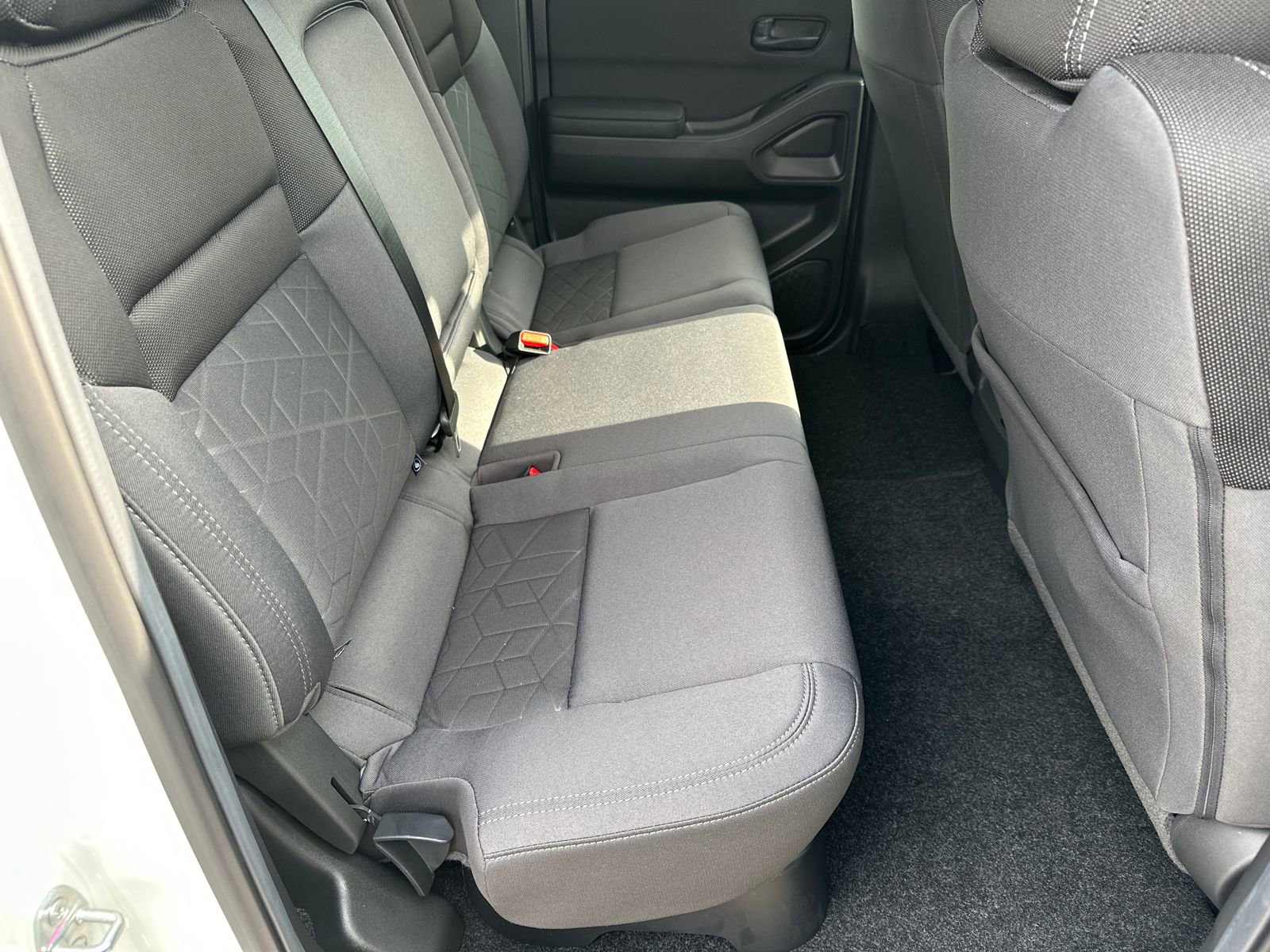 New 2026 Nissan Frontier SV w/ SV Convenience Package image 15