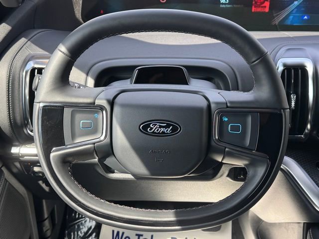 Used 2025 Ford Expedition Platinum w/ Stealth Performance Package AWD/4WD image 20