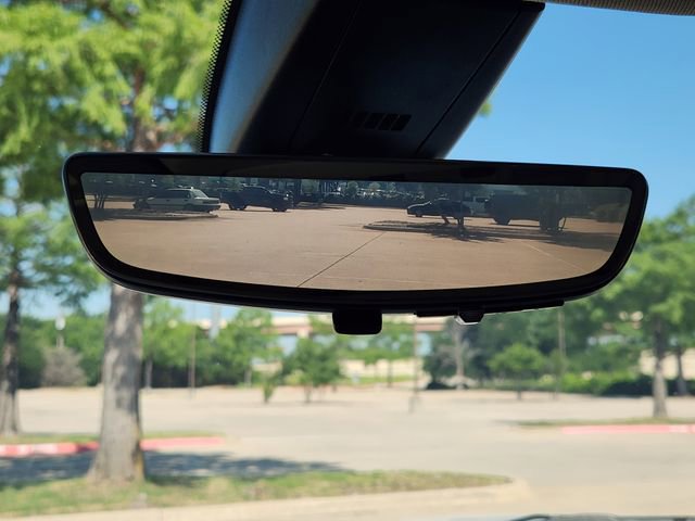 Used 2022 GMC Acadia Denali w/ Denali Ultimate Package FWD image 17