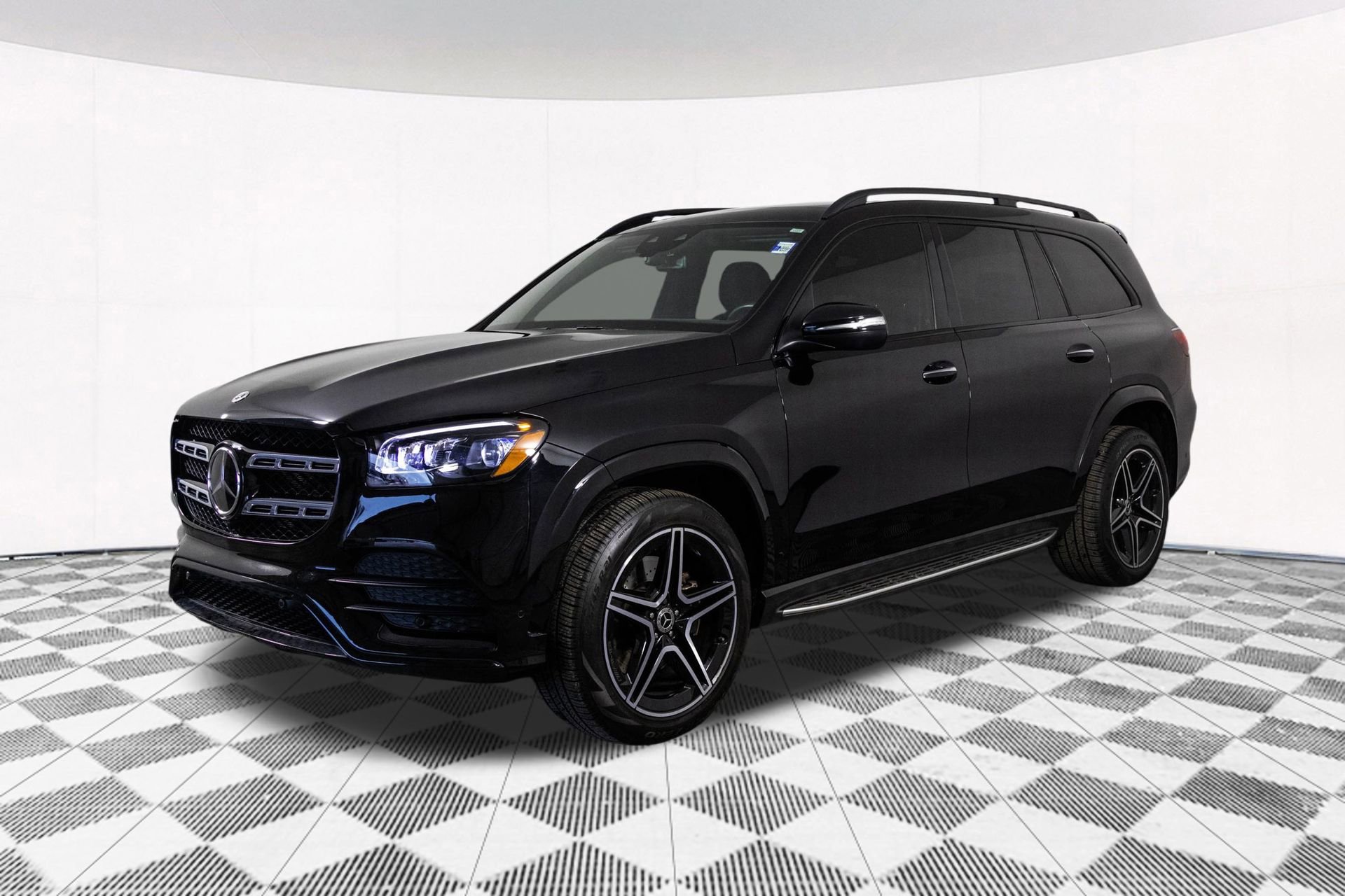 Used 2022 Mercedes-Benz GLS 450 4MATIC image 9