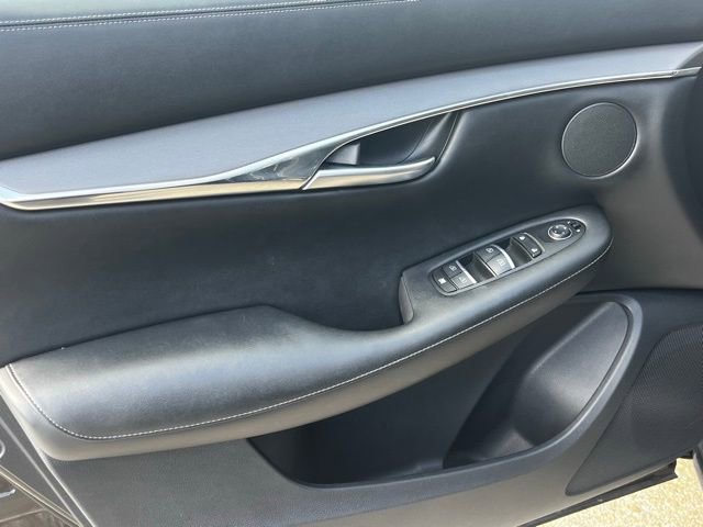 Certified 2023 INFINITI QX50 Pure FWD image 9