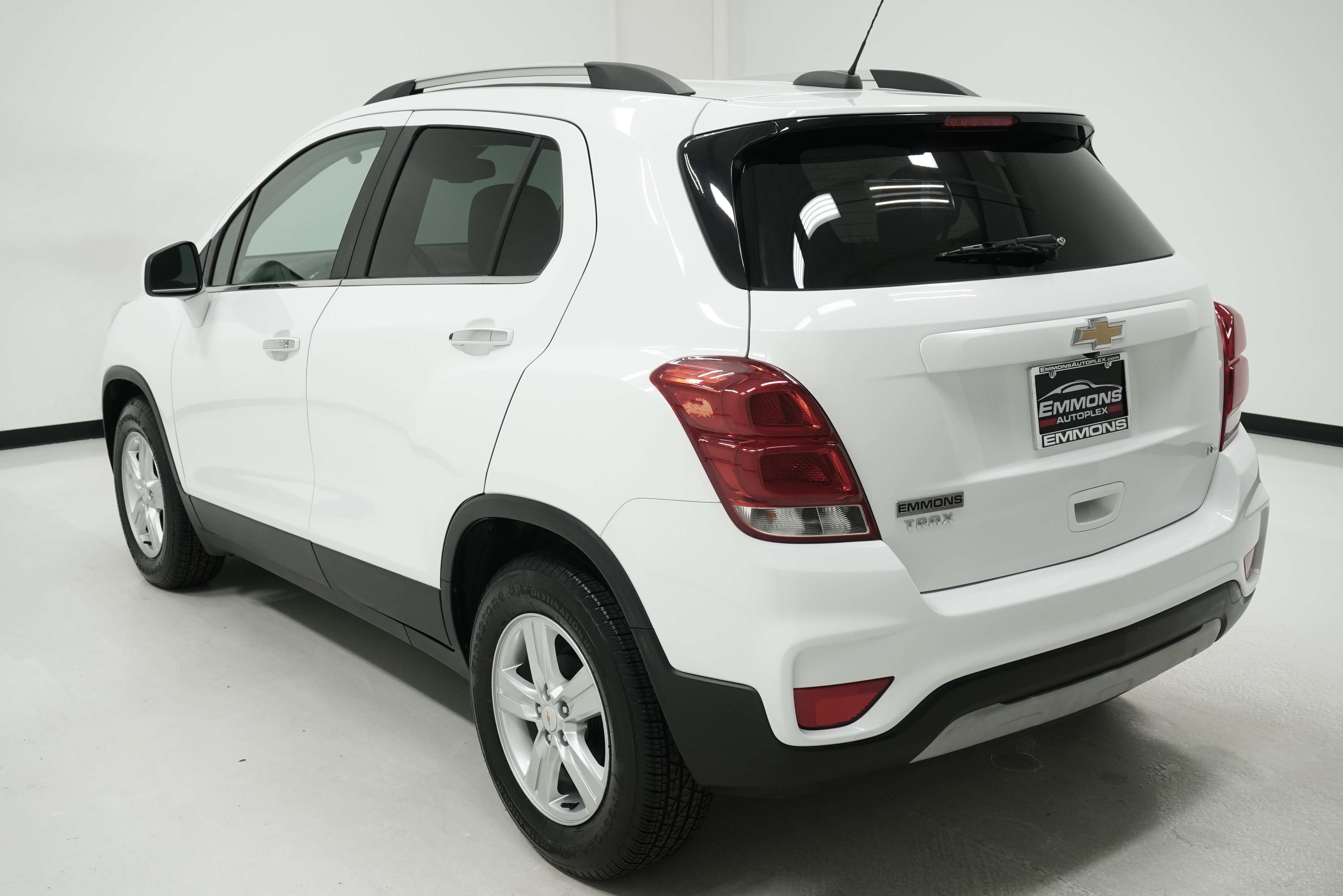 Used 2020 Chevrolet Trax LT w/ LT Convenience Package image 6