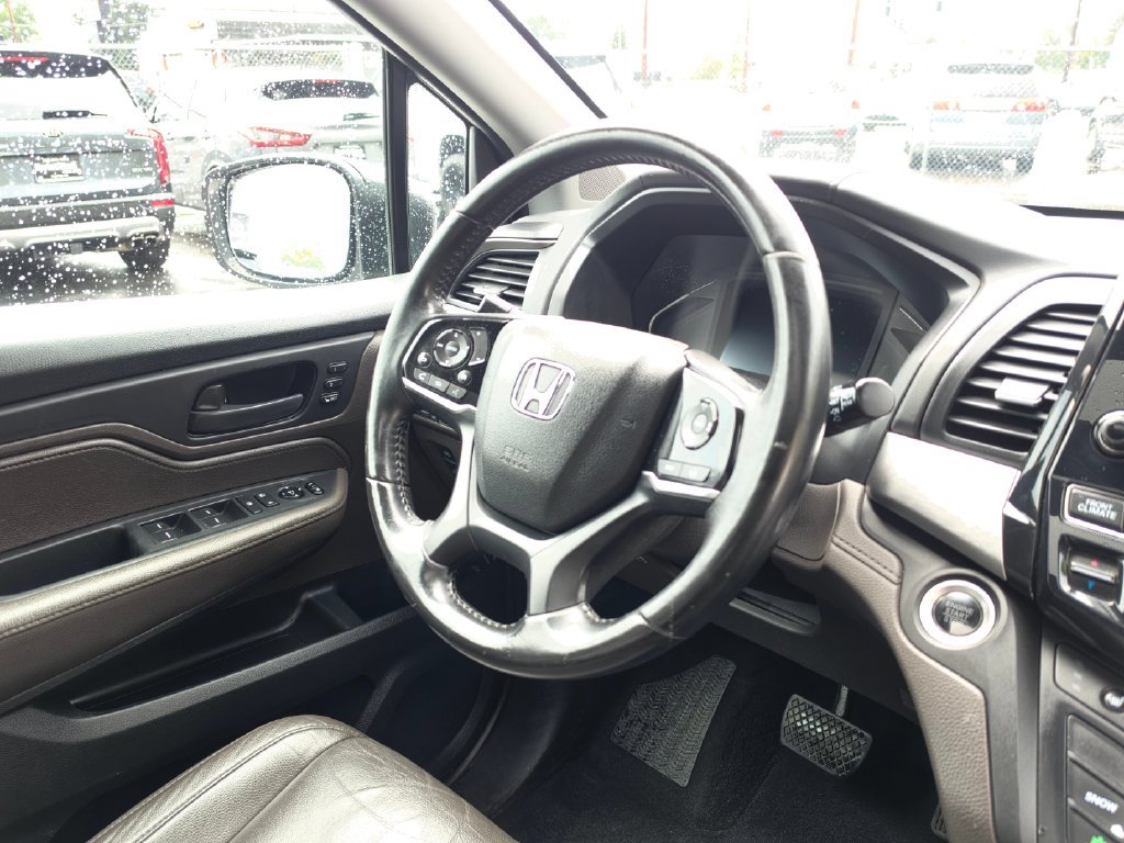 Used 2018 Honda Odyssey EX-L image 17