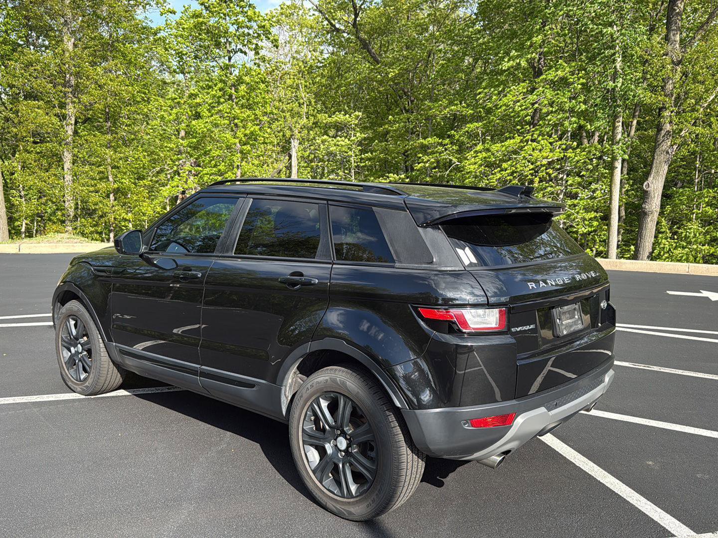 Used 2018 Land Rover Range Rover Evoque SE Premium AWD/4WD image 3