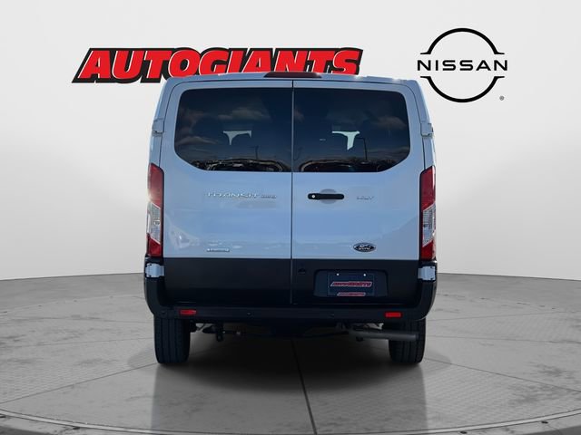 Used 2023 Ford Transit 350 XLT image 4