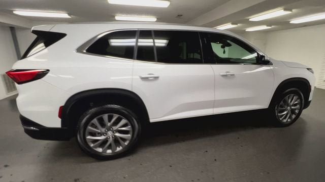 Certified 2026 Buick Enclave Preferred FWD image 9