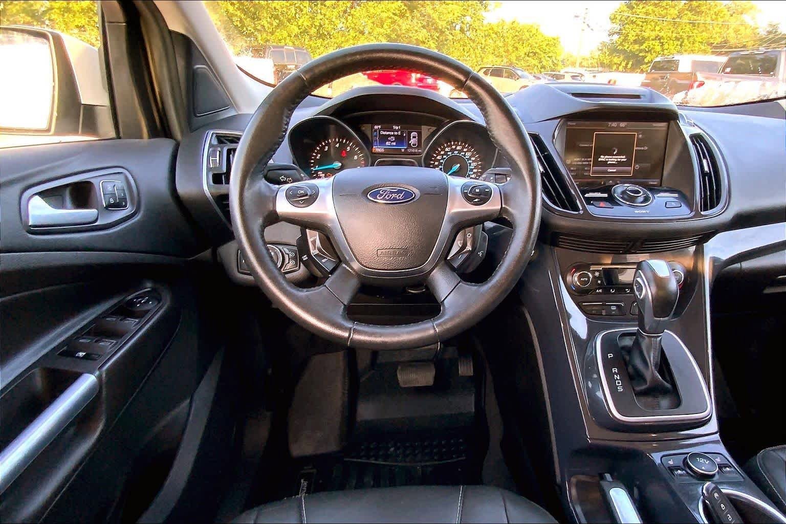 Used 2013 Ford Escape Titanium FWD image 6
