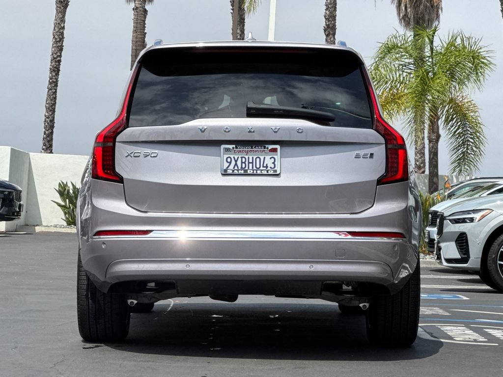 New 2026 Volvo XC90 B5 Core AWD/4WD image 4