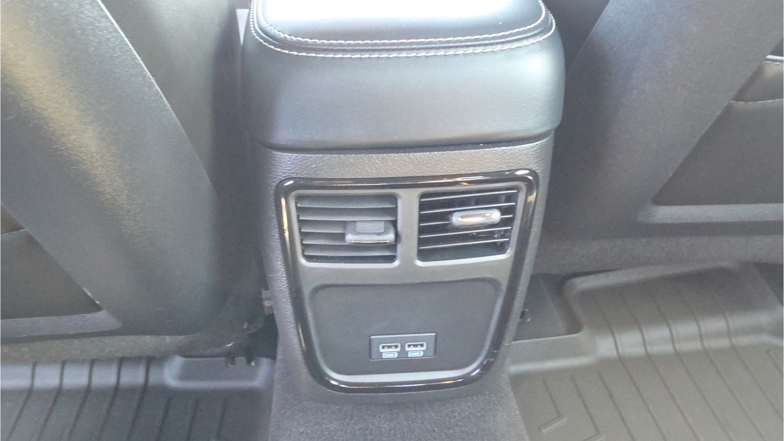 Used 2022 Chrysler 300 S RWD image 18