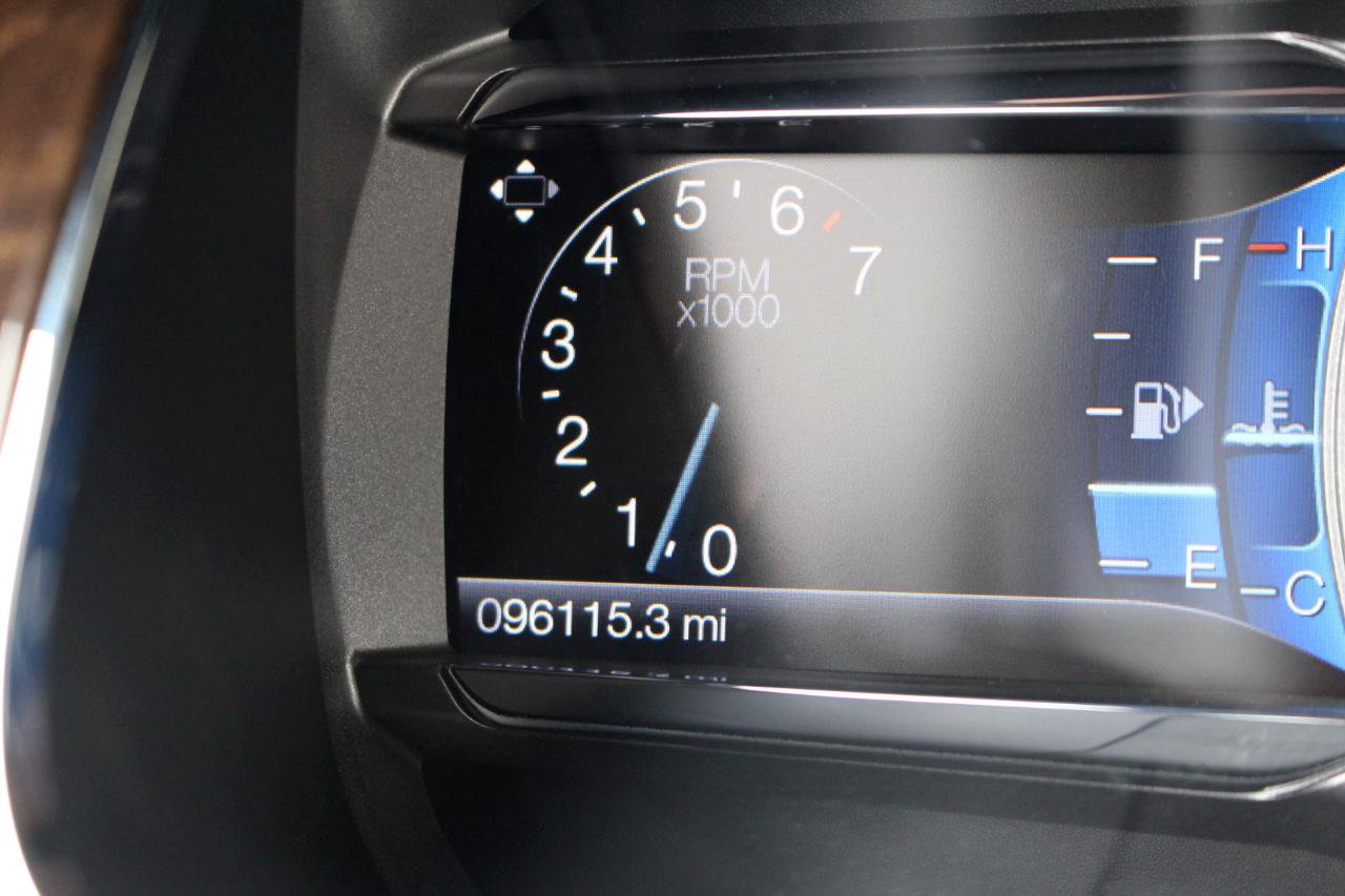 Used 2019 Ford Taurus Limited FWD image 23