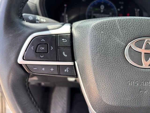 Used 2024 Toyota Grand Highlander FWD image 32