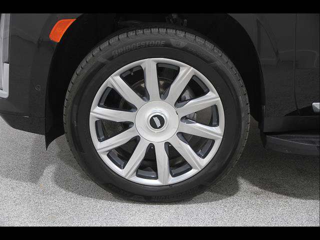 Used 2023 Cadillac Escalade Premium Luxury Platinum w/ Heavy-Duty Trailer Package AWD/4WD image 27