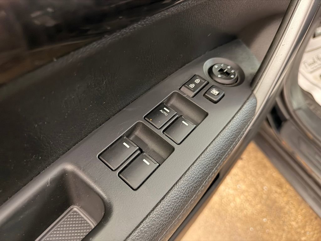 Used 2014 Kia Sorento LX image 14